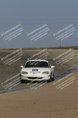 media/Oct-29-2022-CalClub SCCA (Sat) [[e05833b2e9]]/Race Group 3/Qualifying (Outside Grapevine)/